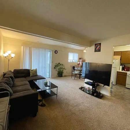 Private Room Oasis Ideal For Travelers & Workers Indianapolis Exterior photo